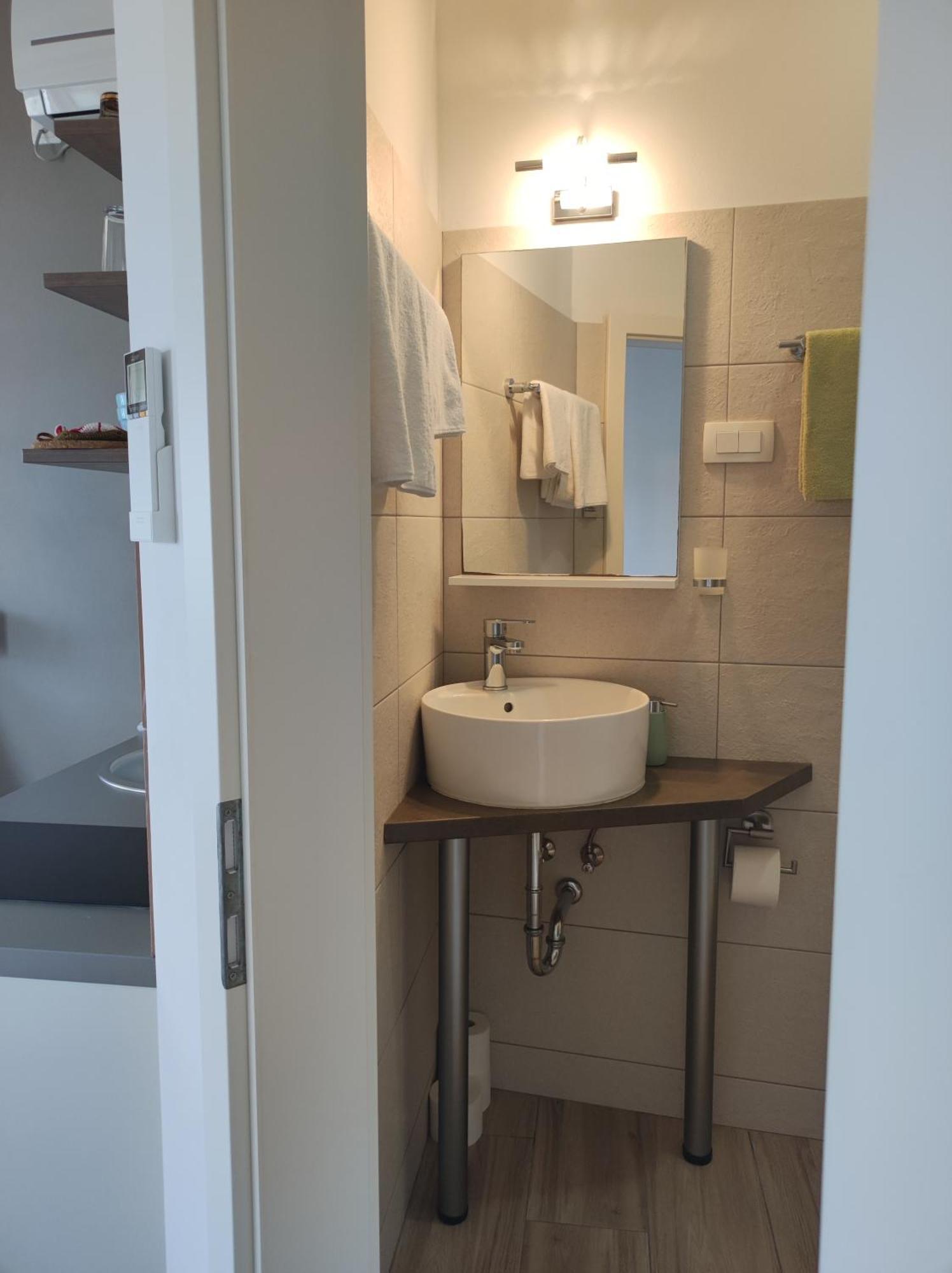 Apartments Krstulja Baška Δωμάτιο φωτογραφία
