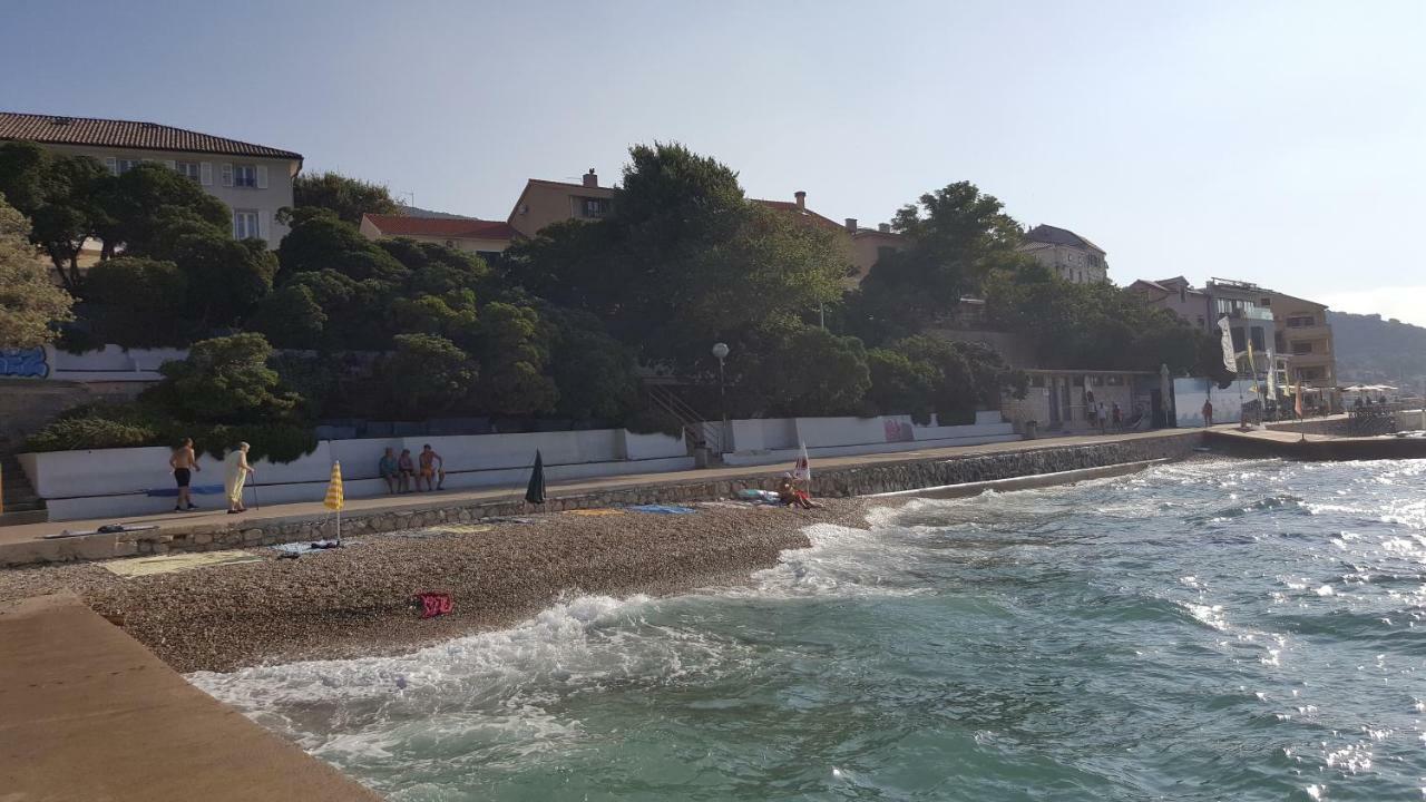 Apartments Krstulja Baška Εξωτερικό φωτογραφία
